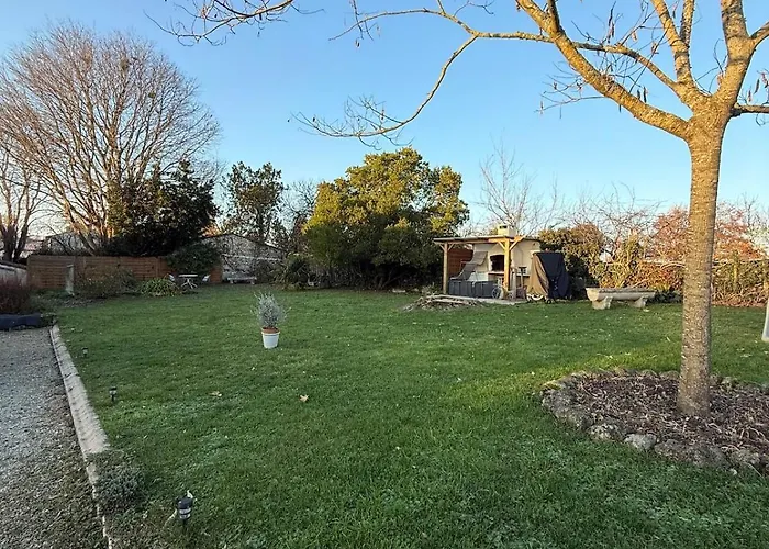 A La Campagne Feriehus Meursac